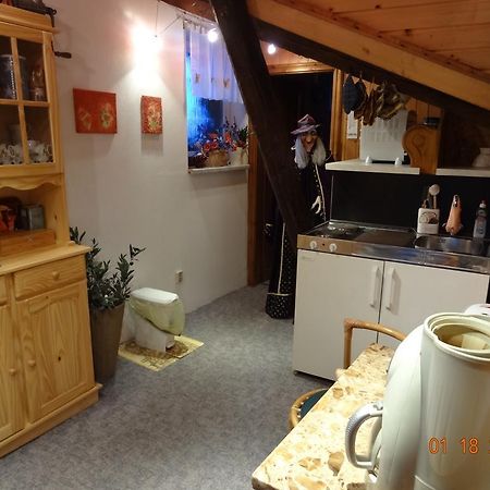 Ferienwohnungen Im Fachwerkhaus Quedlinburg Bilik gambar