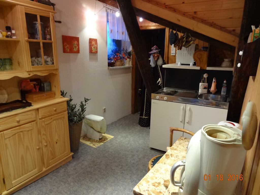 Ferienwohnungen Im Fachwerkhaus Quedlinburg Bilik gambar